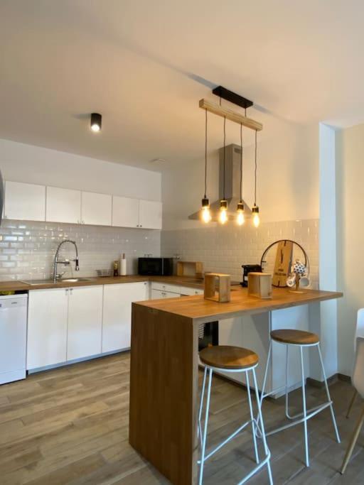 Charmante Maison Dans Le Vieux 두에 외부 사진